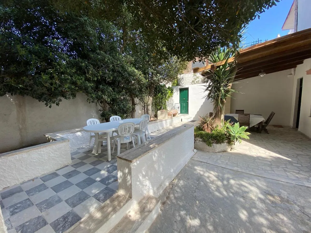 Appartamenti In Villa Calamoni Favignana Apartman